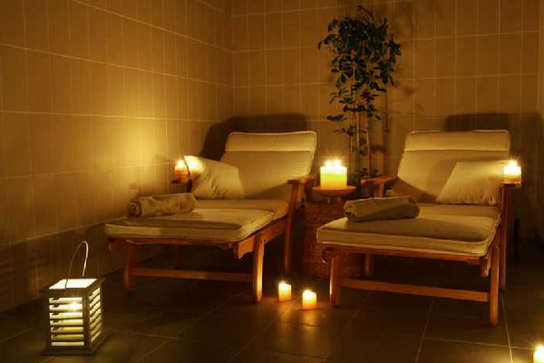 Layanan dry Massage Home Surabaya